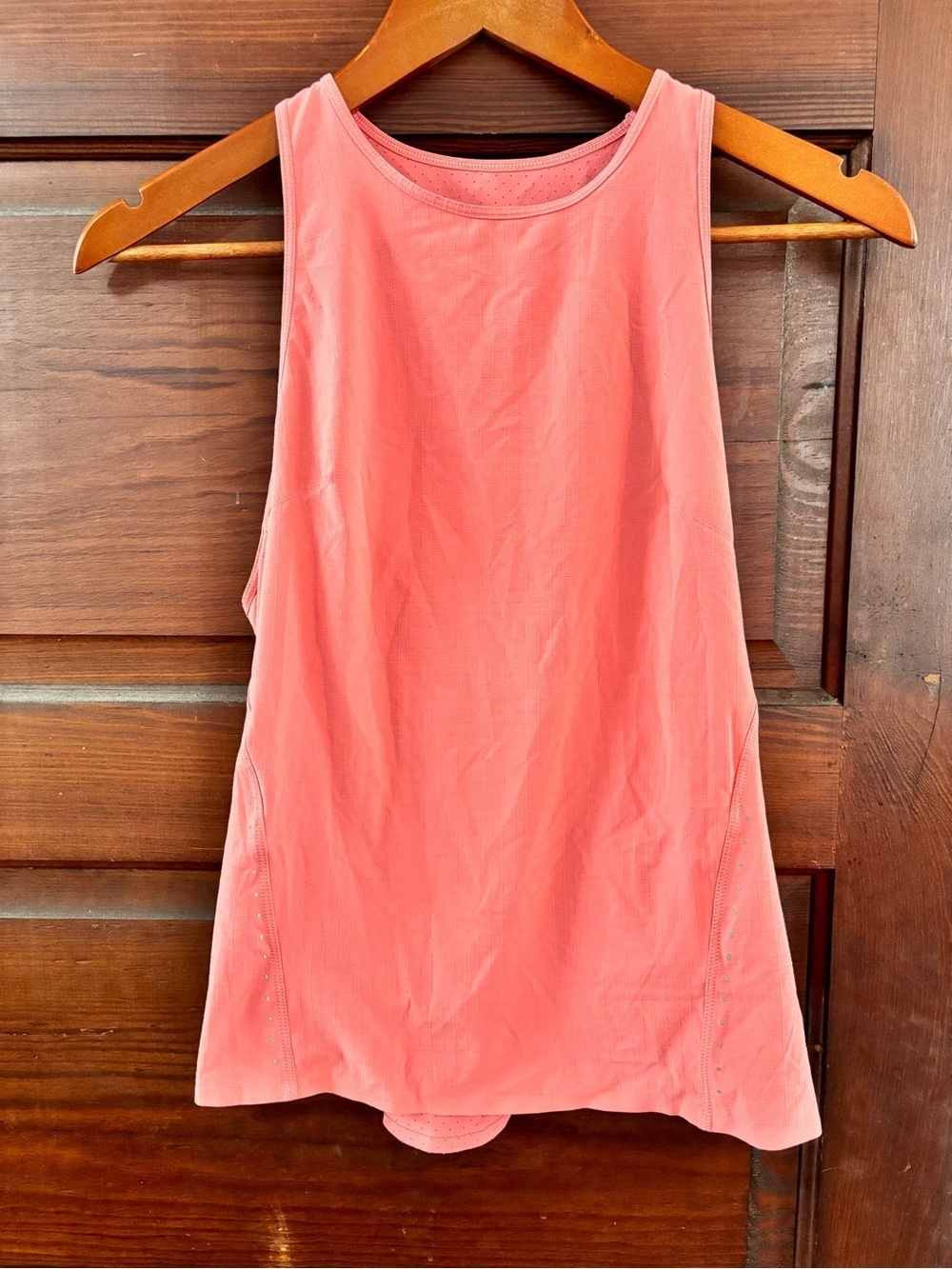 Lululemon Lightweight Stretch Running Tank Top in Raspberry Cream Reflective - Picture 6 of 10